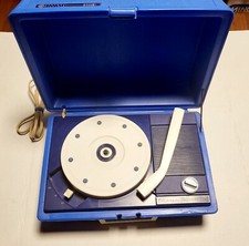 GE General Electric Solid State Portable Suitcase Record Player... PLEASE READ