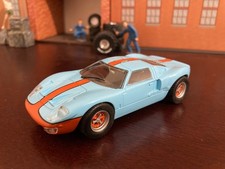 FORD GT40 Gulf racing      (1/43)