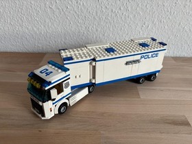 LEGO&reg; City Police Surveillance Truck / Set 60044 7235 7235 | Used