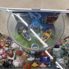Lego Chima store display discontinued character pack 70100, 70115 Cragger, Laval
