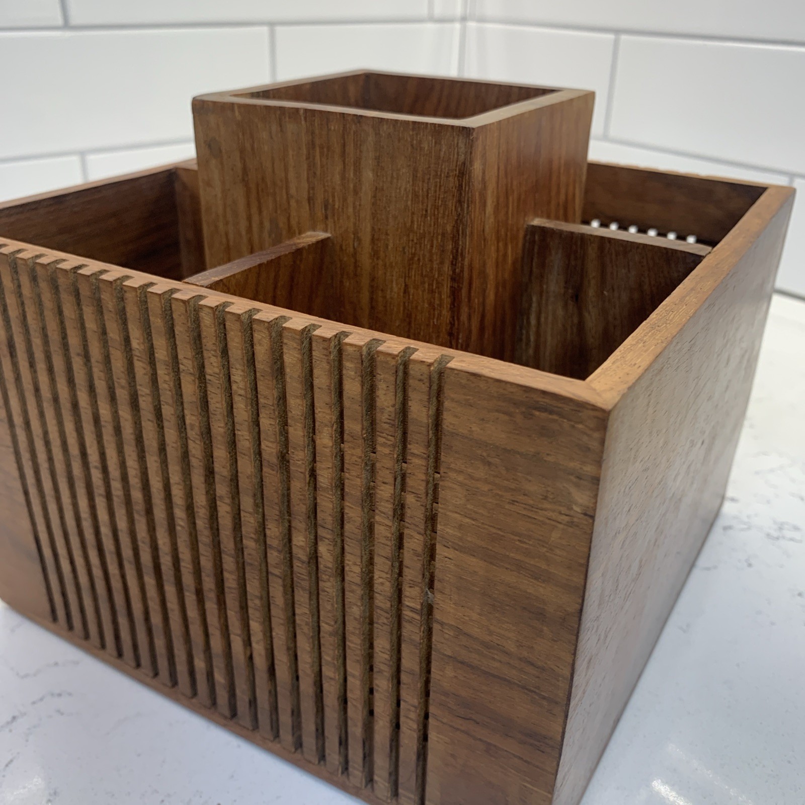Elegant Wooden Utensil Holder /Caddy.  Slatted Wooden Design With 5 Compartments