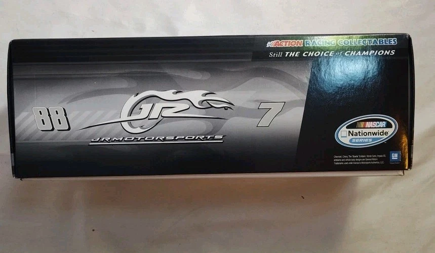 #7 Danica Patrick Go Daddy 2010 Chevy JRM NASCAR 1:24 литая ограниченное издание новая с ценниками - Изображение 3 из 4