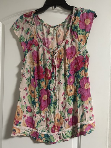 Anthropologie by Eloise geblümtes Top Größe Medium