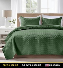 Lightweight Olive Green King Size Quilt Bedding Set for Summer Use