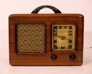 Old-Antique-Wood-General-Television-Vintage-Tube-Radio-Restored-amp-Working