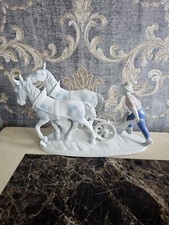 Statuina porcellana tedesca Gerold di uomo con cavalli contadino aratura scultura