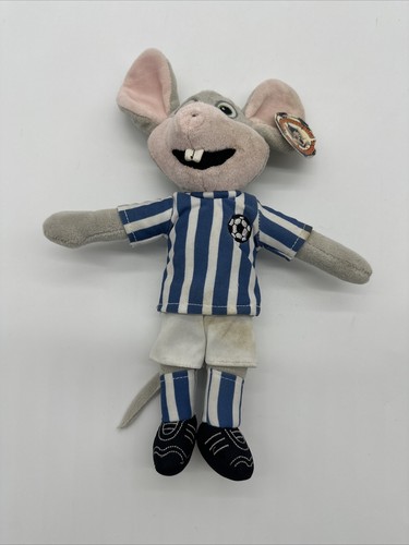 Chuck E Cheese Soccer Player Plush Stuffed Animal 2015 Lrd Ed. EUC- 12x6 In…P8 - Picture 2 of 22