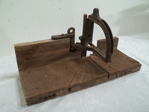 Vintage Antique Stanley Miter Box Model 