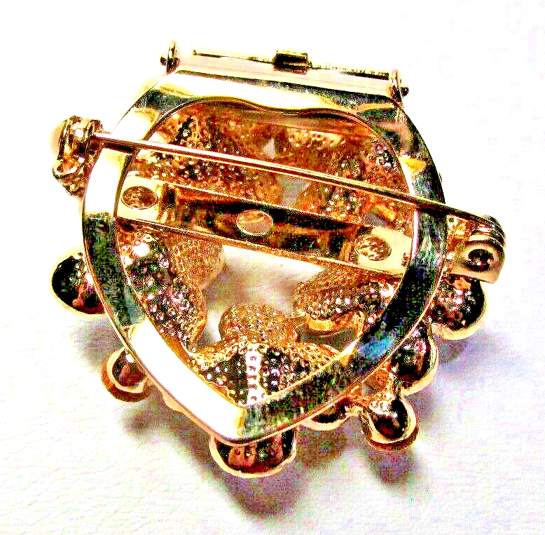 Gold Tone Blue & White Flowers & Clear Crystal Wreath Pin Brooch