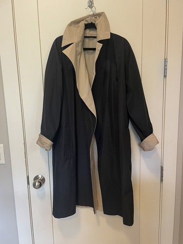 NWOT MaxMara Reversible trench coat outerwear 14 $1350 timeless piece - Picture 3 of 4
