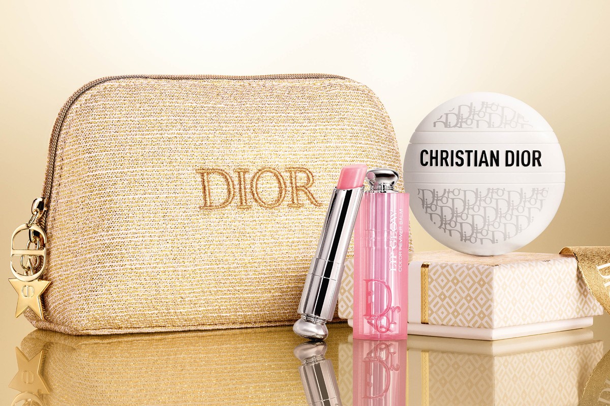 Christian Dior beauty gift set Holiday 2024 XMAS with pouch