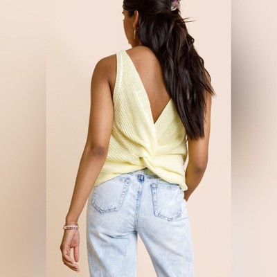 NWT Francesca s Becca Knot Back Casual Knit Tank Top Pale Yellow Small V Neck