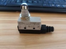 1PC New Omron SHL-Q2255 SHLQ2255 Limit Switch Free Ship #OM