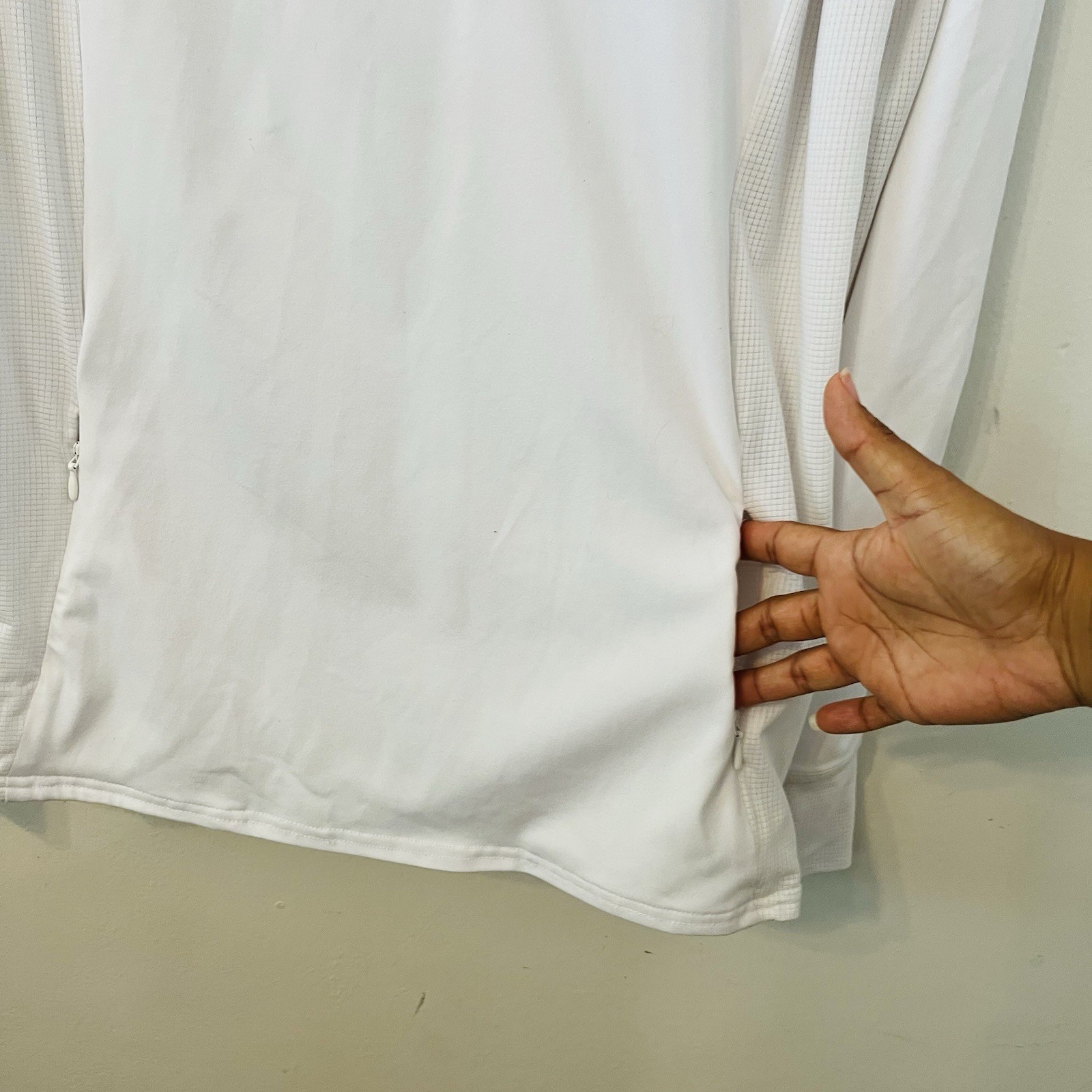 Fabletics White Pullover Performance Jacket Size … - image 7