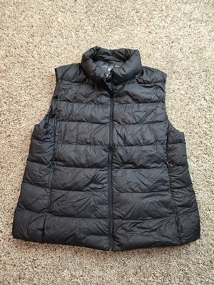 Uniqlo Ultra Light Down Vest Womens XS Black Lightweight Packable Puffer