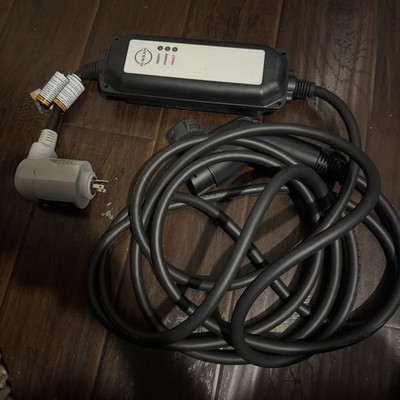 Nissan Leaf Ariya 240v/110 EV Charger level 2 Cable 30 Amp Electric Car charging
