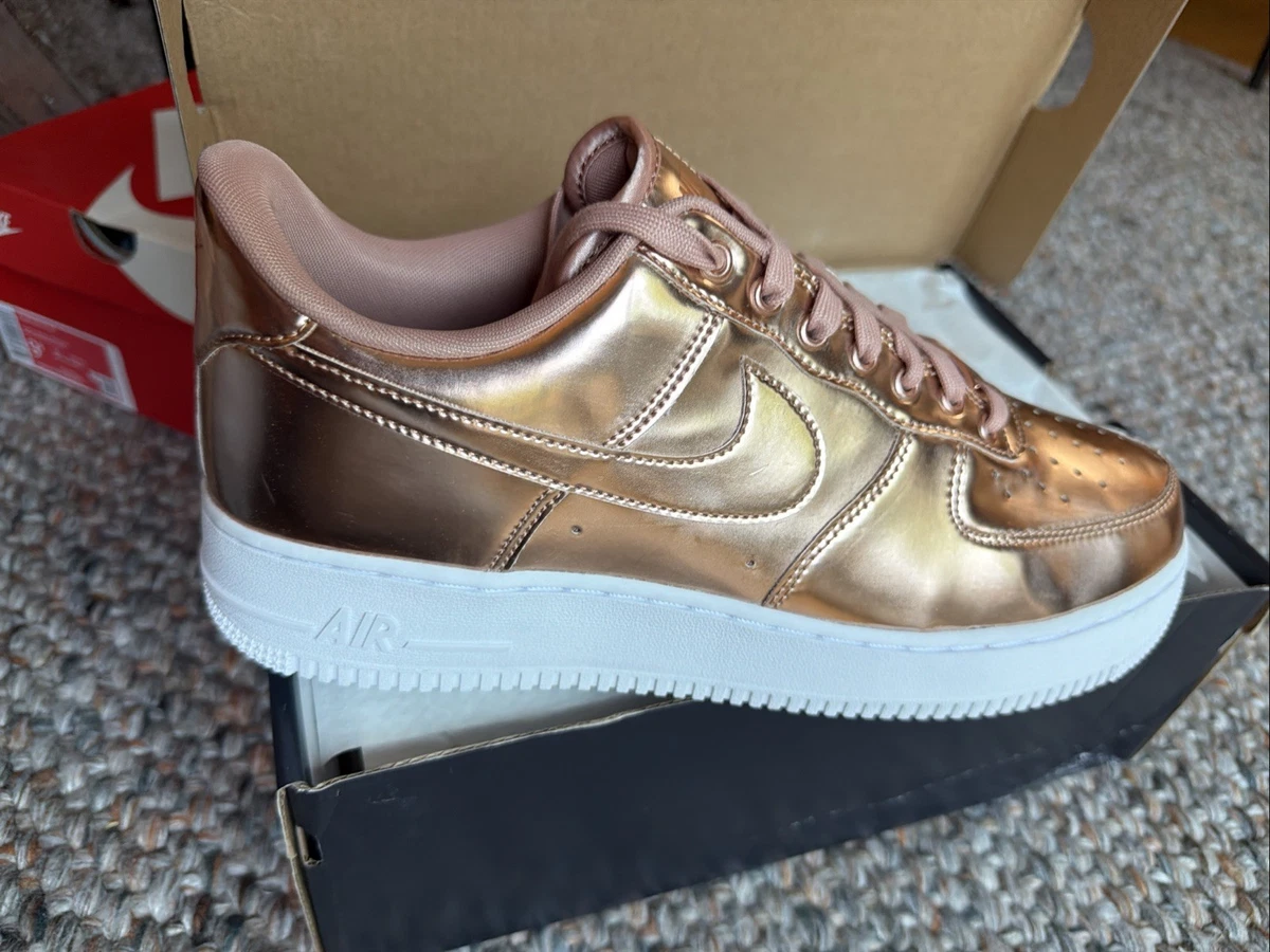 Las mejores ofertas en Nike Air Force 1 Low White Metallic Gold | eBay