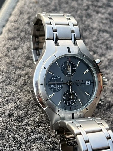 Stunning Vintage Lorus By Seiko Chrono Rare Find Condition new battery**