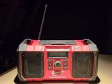 MILWAUKEE M18JSRDAB+ RADIO 18V/230V - Body Only 