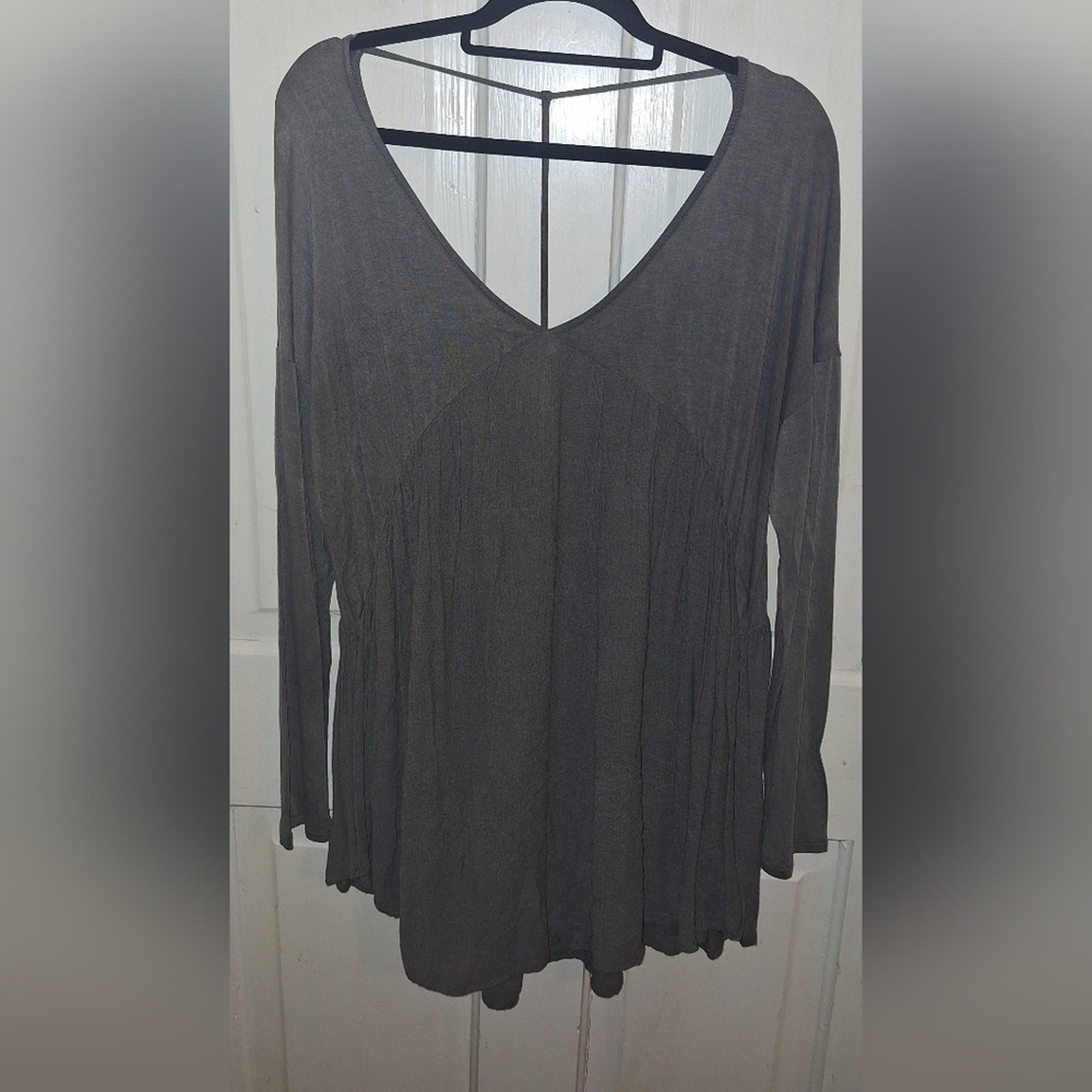 Flowy Gray MTS Open Back Long Sleeve Tunic Top Lightweight Large
