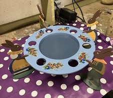 Ręcznie robione drewniane talerze dekoracyjne jajka wielkanocne