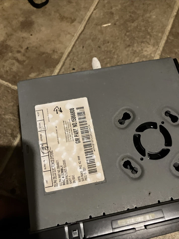 2007-2014 雪佛兰 Tahoe 调幅调频收音机 CD 播放器 带辅助蓝牙升级 25942015 — 第 3/4 张图片