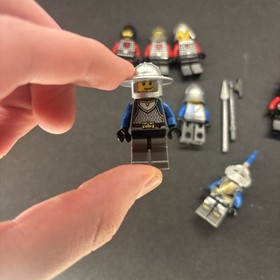 2 Lego - Castle Knights Accessory Set Blister Pack And Red K nights 