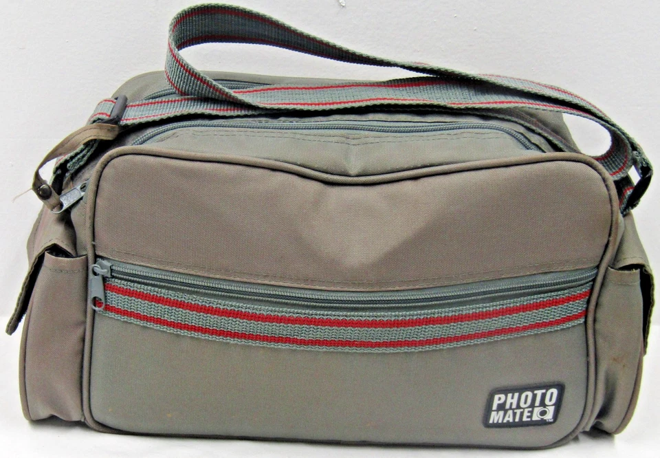 JVC Compact VHS Videomovie Camera / Player GR-303 ~ Works with Case - Image 4 of 4