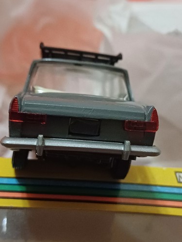Miniature 1/43 Moskvich 427 Break Rouge – USSR, Sans Boîte