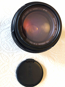 Sigma UC Zoom 70-210mm f/4-5.6 Macro AF Lens  Minolta / Sony A Mount 52mm Filter