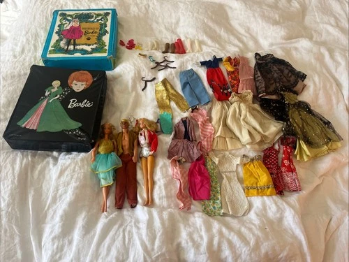Vintage  Large Lot 1960's  BARBIE  Dolls Clothes Accessories  cases Estate!!