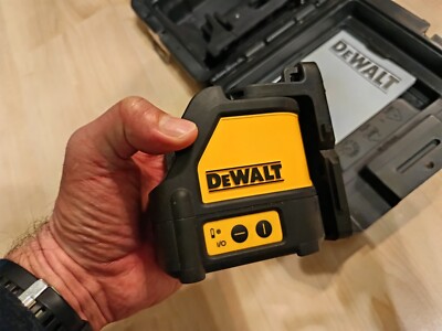 De Walt DW 088 Kreutzlinien Laser Defekt