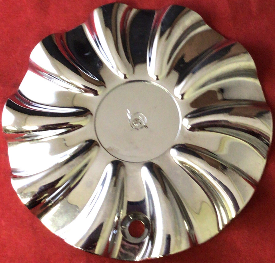 ONE USED Custom Wheels Chrome Center Cap CAP-171770 9698