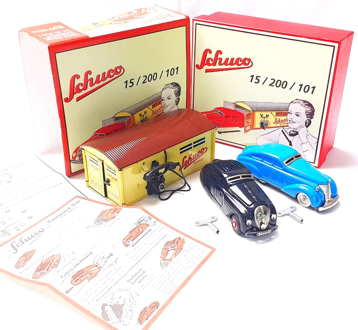 Schuco COMMAND CAR 2000 WENDE LIMOUSINE Wind Up Tin Toy Car GARAGE Set MIB