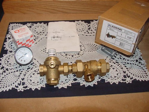 Legend AF-480 AutoFill with BackFlow Preventer Adjust 7 to 45 psi Preset 12 Psi - Picture 1 of 5