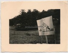 Orig. Foto Wegweiser Schild zur Latrine Soldaten Humor in FLandern Belgien