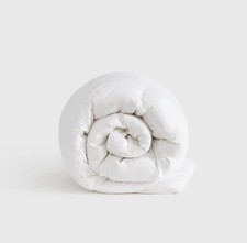 Quince Premium Down Alternative Comforter Twin White Insert All Season