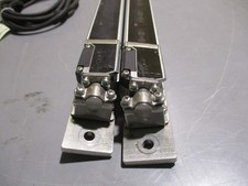 KEYENCE SL-C20H-T/SL-C20H-R LIGHT CURTAIN RECEIVER From JAPAN Used item