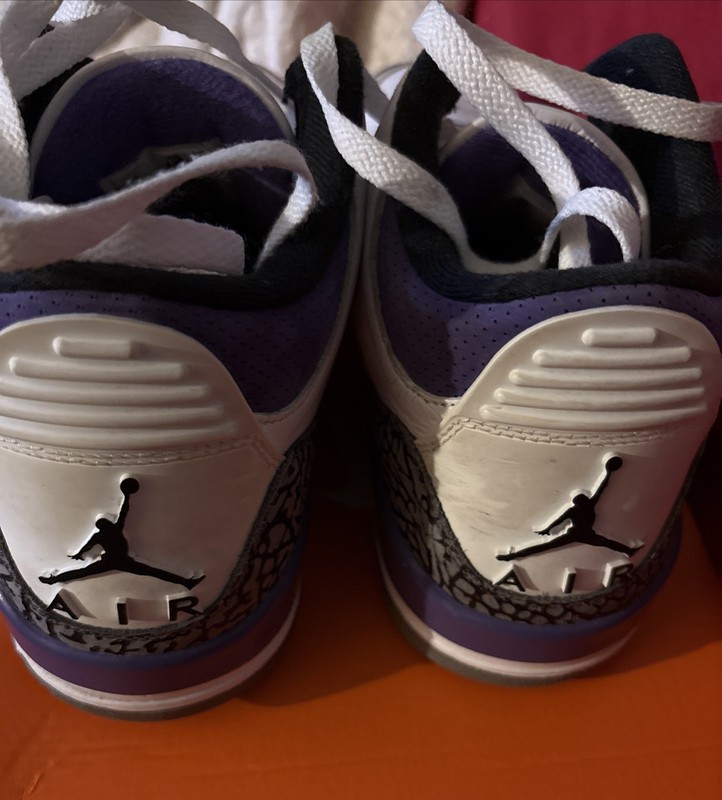 Excellent Condition! Air Jordan 3 Retro Dark Iris 2022 - Size 10.5 # CT8532-105
