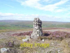 Photo 6x4 Cairn near summit of Kisdon Angram/SD8899 499m above sea level c2006