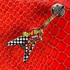 CHICAGO USA🎸Hard Rock CAFE®HRC PIN🎸2000 ROCKFEST CHECKERED V GUITAR RED LOGO🎗