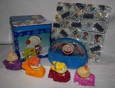 Vtg 1999 Lot of RUGRATS Nickelodeon Toys, Square Tin, Candy Wrapper & Coin Purse