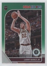 2019-20 Panini NBA Hoops Premium Stock Green Prizm Larry Nance Jr #37 c4h