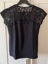 T-Shirt Damen Größe S schwarz mit Spitze