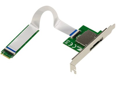 CF Express CFe Typ B Recorder Laufwerk auf M2 M Key SSD-Port eckig