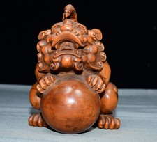 Exquisite Small Leaf Boxwood Unicorn Ornament