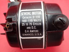 Vintage Singer 221 FEATHERWEIGHT Sewing Machi...