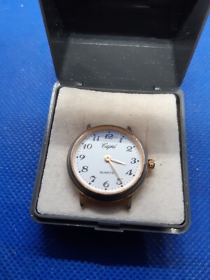 Uhr der Firma Capri
