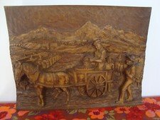 Panel de pared en bajorrelieve de madera tallado a mano antiguo único 'Cosecha de uva' 41x31 cm
