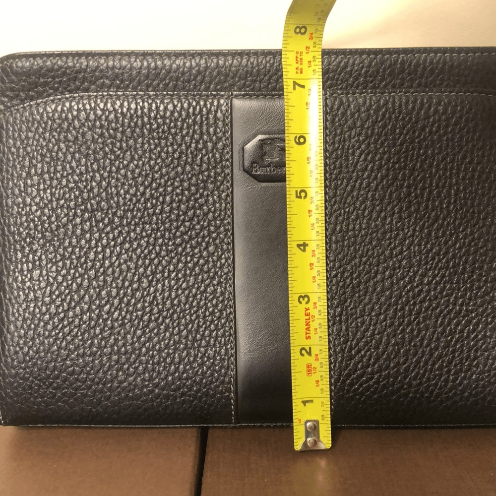 BURBERRYS Black Tumbled Leather Clutch Wristlet With Nova Check Plaid Lining image 4